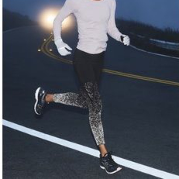 Athleta Pants - Athleta Black Contender Splatter Reflective Pant S